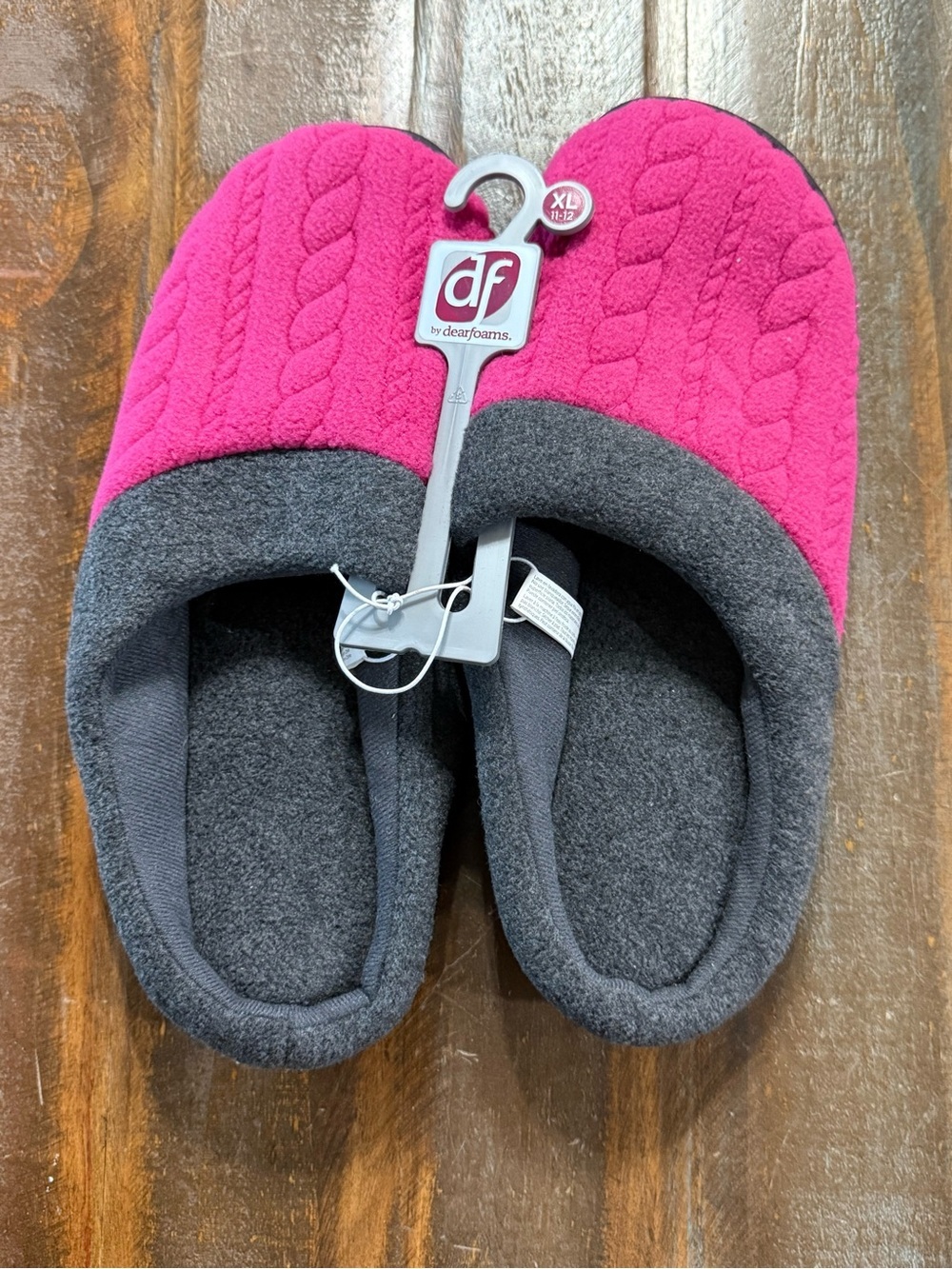 Dearfoams Women’s Size XL 11-12 Pink Cable Knit Memory Foam House Slippers NWT